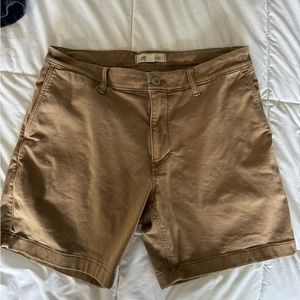 Madewell 7" Chino Shorts: COOLMAX® Edition